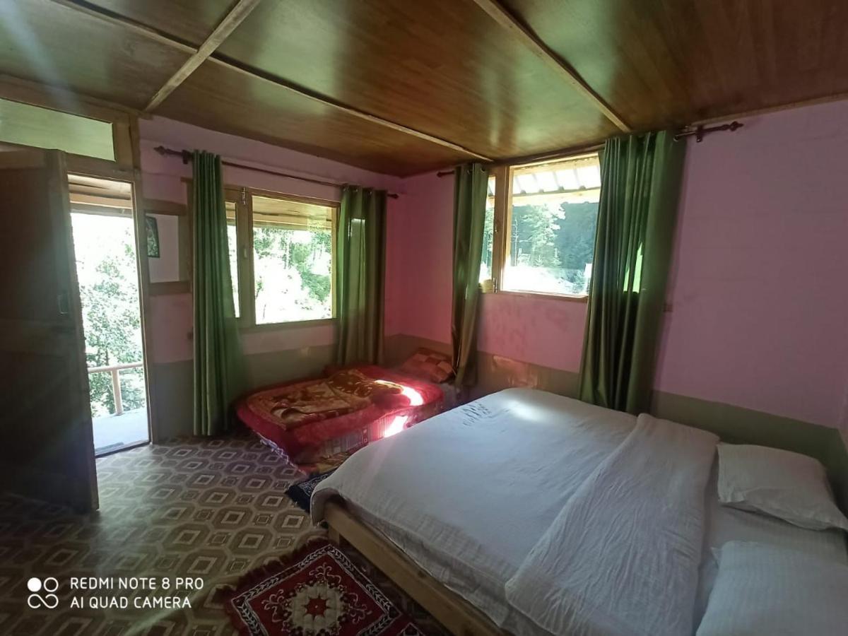 Reverberate Cafe & Cottages - Negi'S Place Jibhi Bagian luar foto